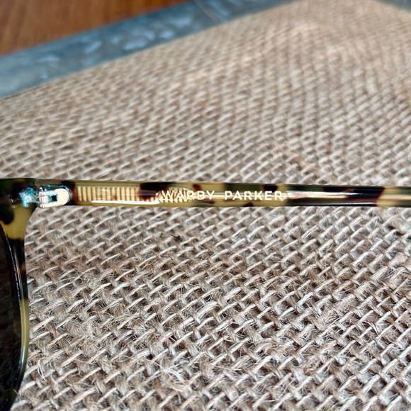 Warby Parker Durand Tortoise Sunglasses - Picture 5 of 7